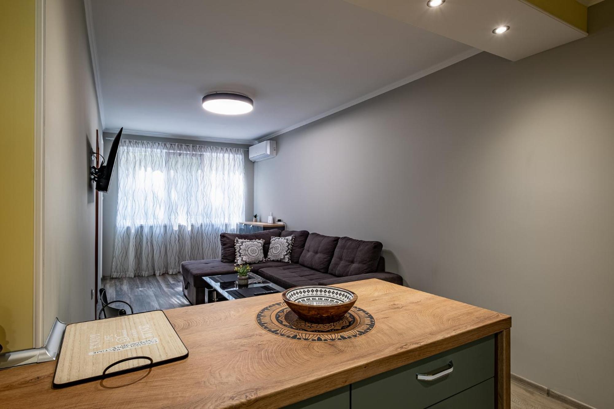Comfort Apartment Varna Exteriör bild