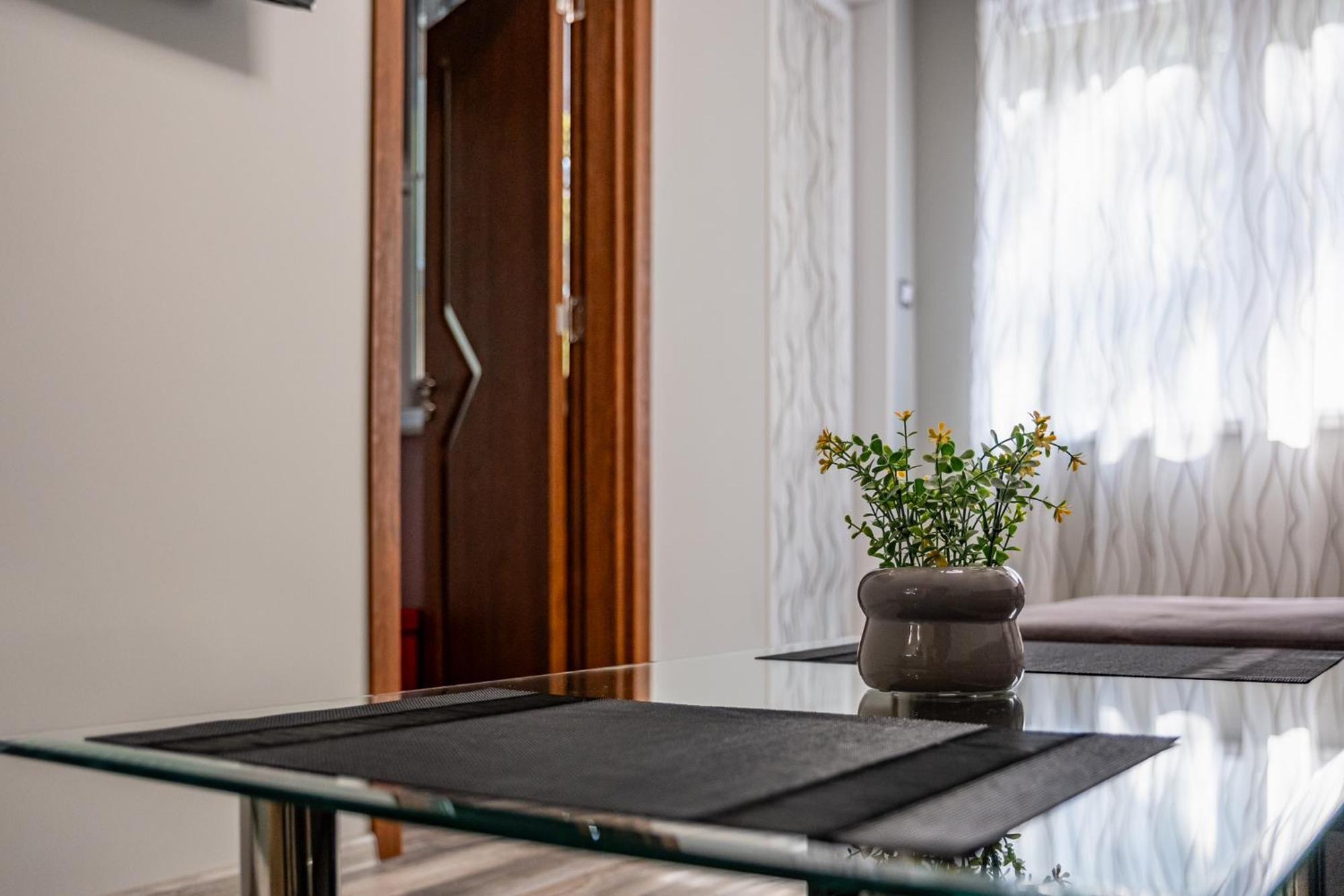 Comfort Apartment Varna Exteriör bild